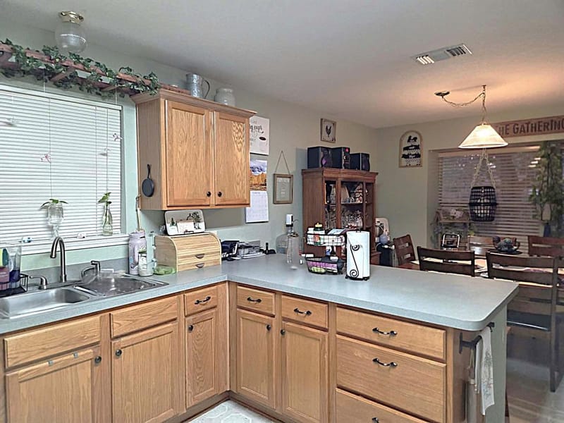 720 Lisa Street, Burleson TX 76028 - Photo 7