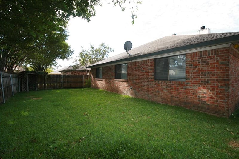 5537 Silver Maple Drive, Arlington TX 76018 - Photo 20