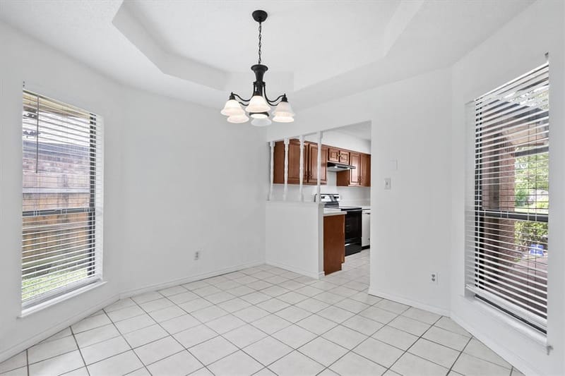 5537 Silver Maple Drive, Arlington TX 76018 - Photo 10