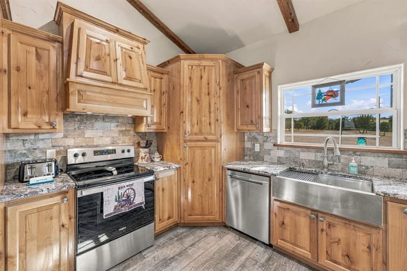 5650 County Road 132, Stephenville TX 76401 - Photo 7