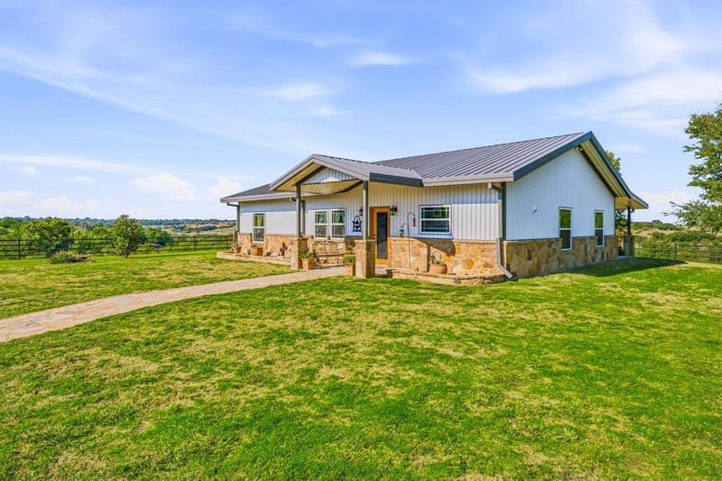 5650 County Road 132, Stephenville TX 76401 - Photo 4