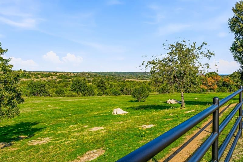 5650 County Road 132, Stephenville TX 76401 - Photo 21