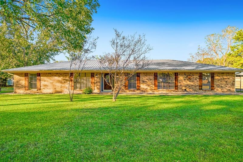 510 W DIVISION, Blossom TX 75416