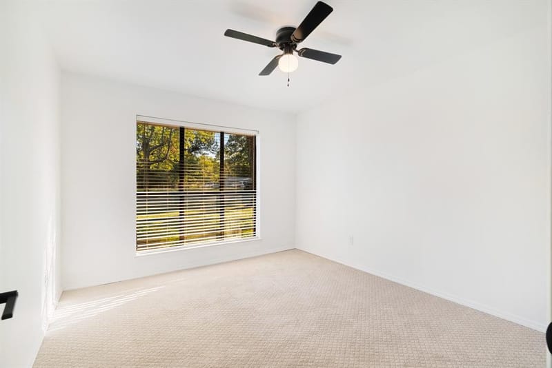 510 W DIVISION, Blossom TX 75416 - Photo 11