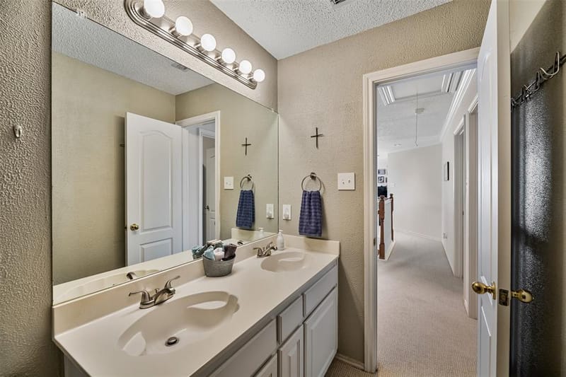 1706 Hood Lane, Grapevine TX 76051 - Photo 27