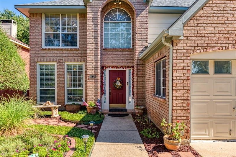 1706 Hood Lane, Grapevine TX 76051 - Photo 3