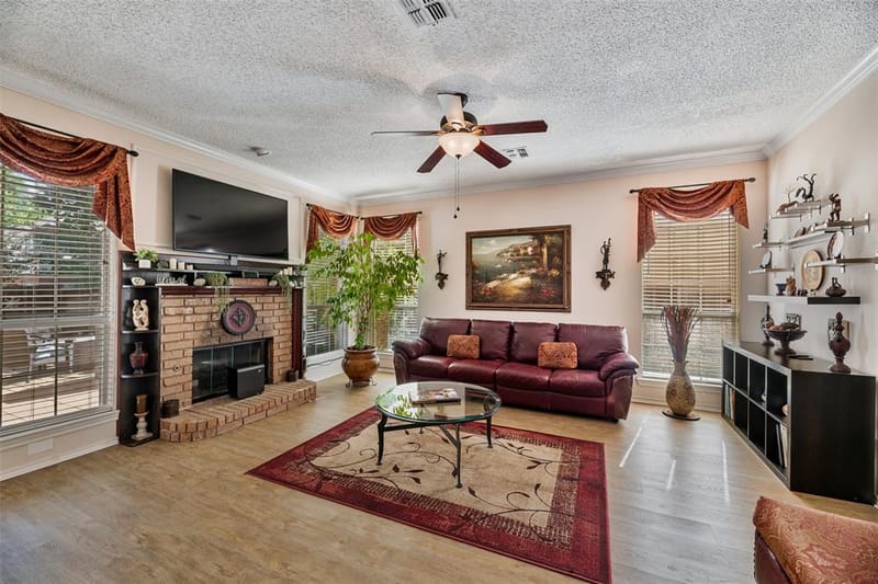 1706 Hood Lane, Grapevine TX 76051 - Photo 10