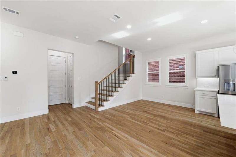 7108 Brisa Drive, Dallas TX 75223 - Photo 10