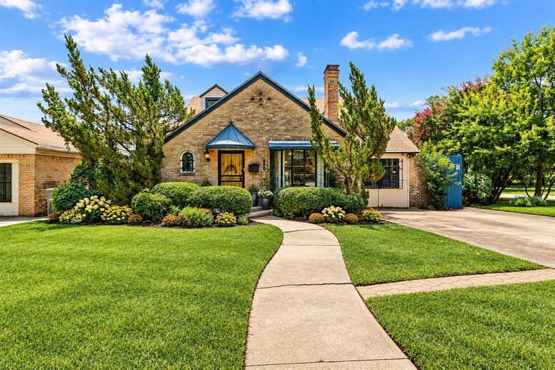 1902 Norfolk Avenue, Dallas TX 75203
