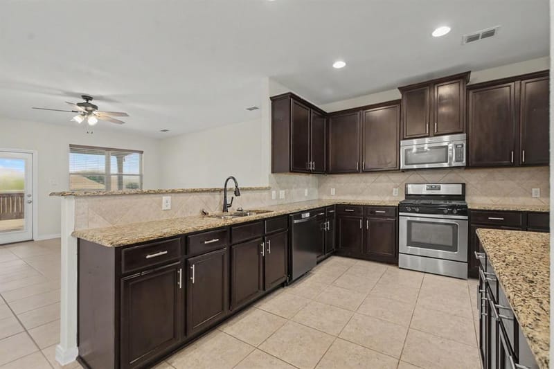 405 Winchester Drive, Celina TX 75009 - Photo 10