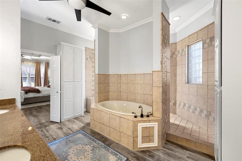 2006 Stone Canyon Court, Arlington TX 76012 - Photo 21