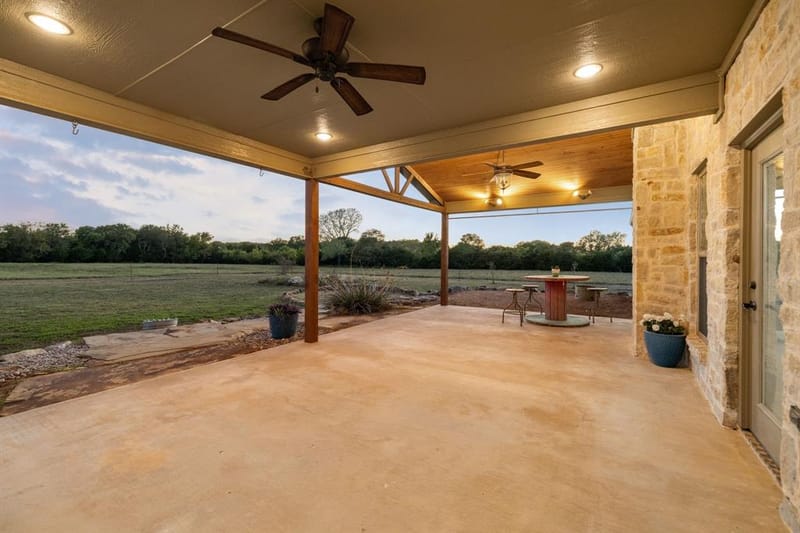 516 Spring Town Road, Van Alstyne TX 75495 - Photo 29