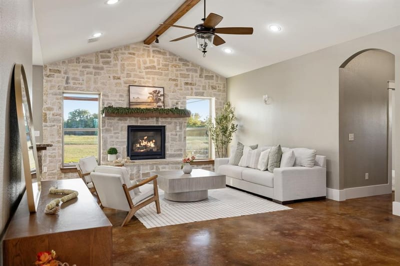 516 Spring Town Road, Van Alstyne TX 75495 - Photo 4