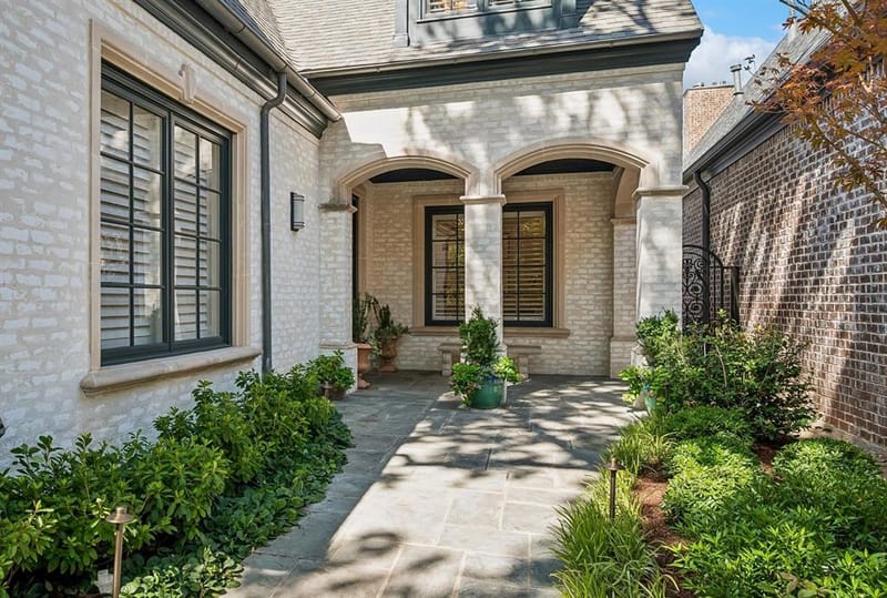 37 Kennington Court, Dallas TX 75248 - Photo 2