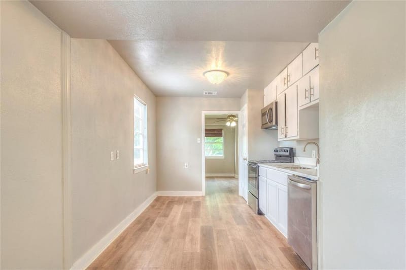 509 Walnut Drive, Mesquite TX 75149 - Photo 12