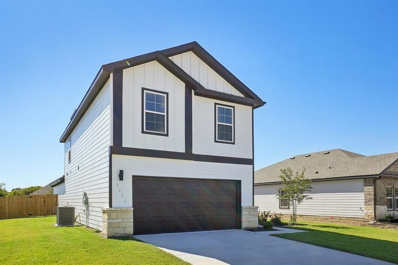1052 Miraverde Trail, Crowley TX 76036 - Photo 3