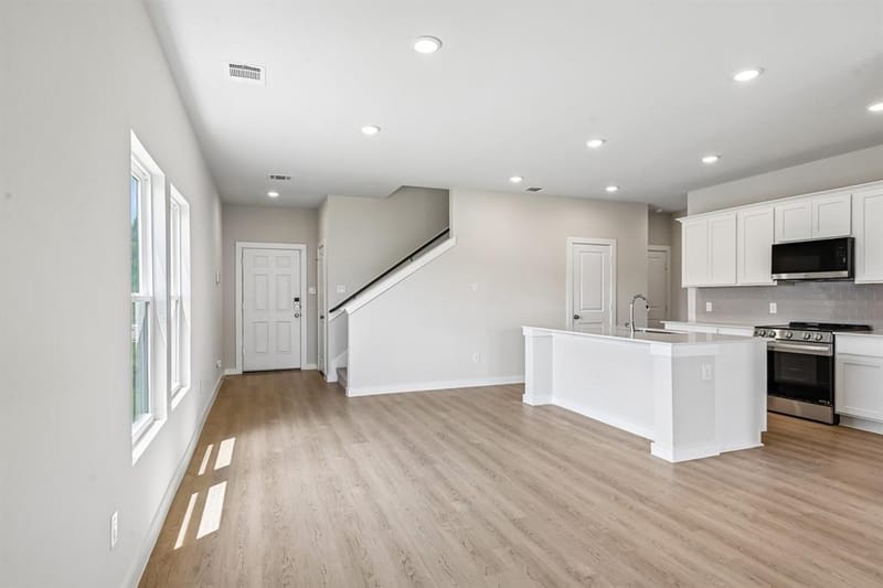 1052 Miraverde Trail, Crowley TX 76036 - Photo 8