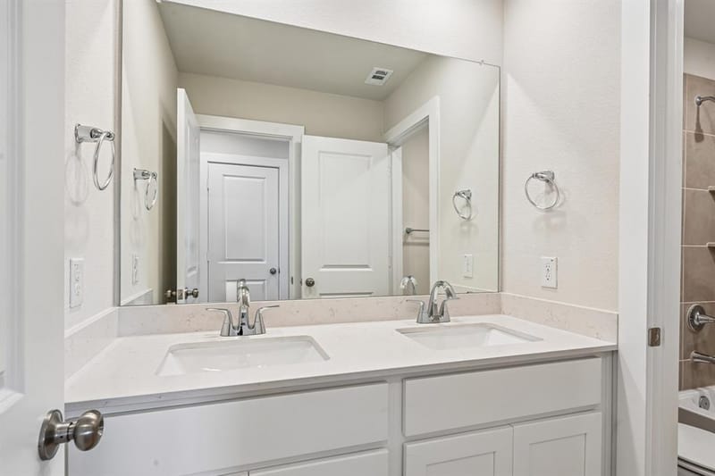 1052 Miraverde Trail, Crowley TX 76036 - Photo 25