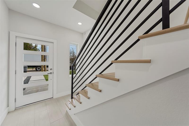 2503 Crossman Avenue, Dallas TX 75212 - Photo 2