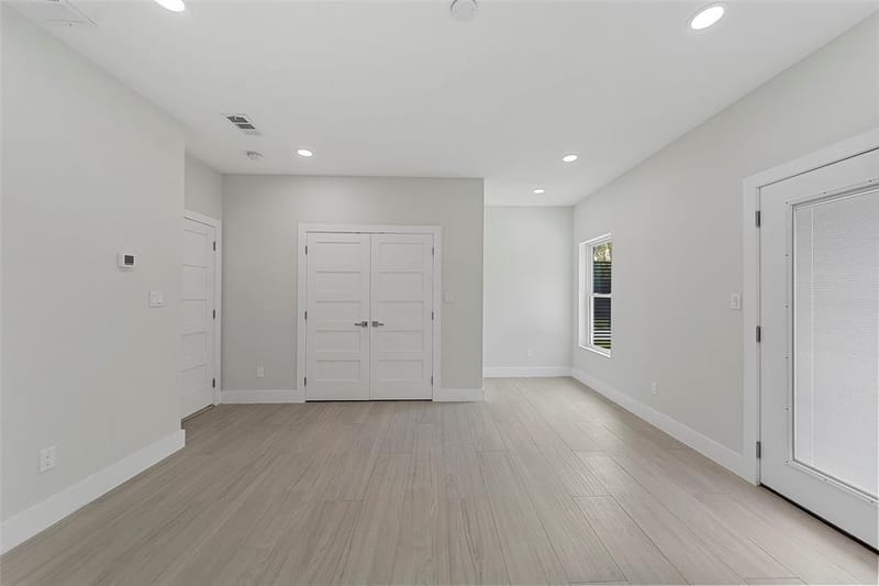 2503 Crossman Avenue, Dallas TX 75212 - Photo 8