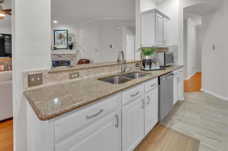 5412 Ridge View Drive, Watauga TX 76137 - Photo 7