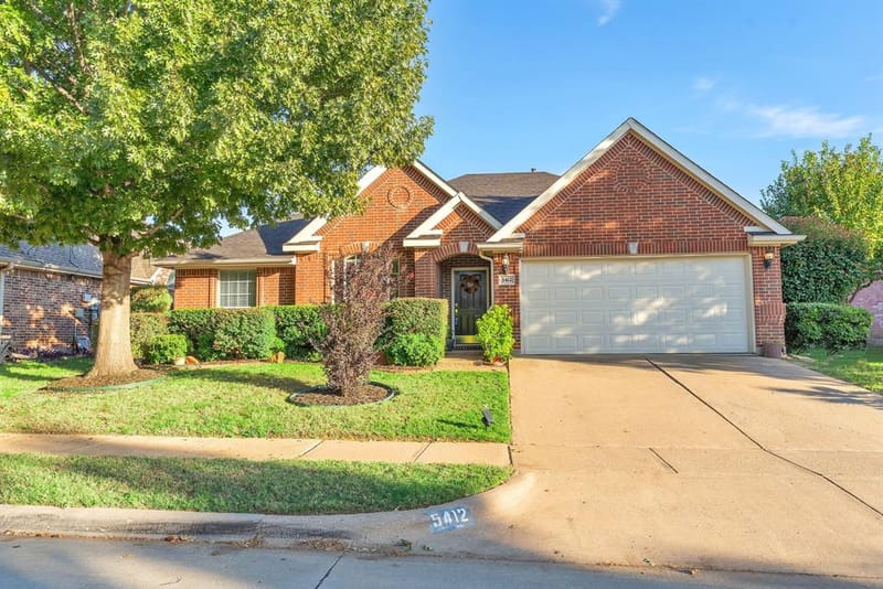 5412 Ridge View Drive, Watauga TX 76137
