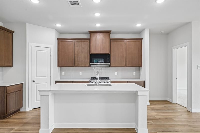 732 Ashley Gardens Drive, Forney TX 75126 - Photo 10