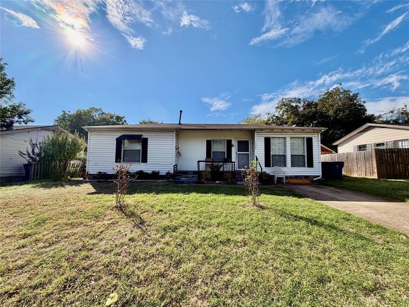1205 Sylvan Drive, Garland TX 75040