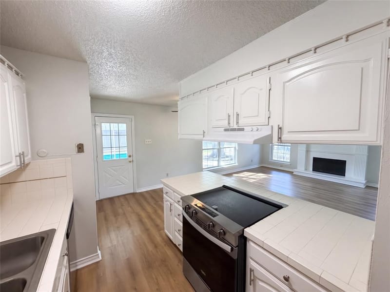 529 Edwards Drive, Saginaw TX 76179 - Photo 8