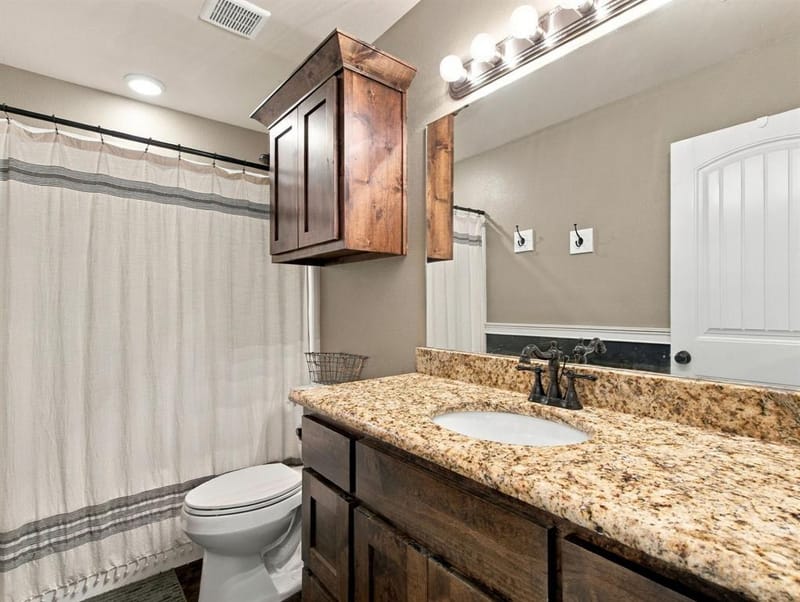 502 W Willow Street, Sanger TX 76266 - Photo 22