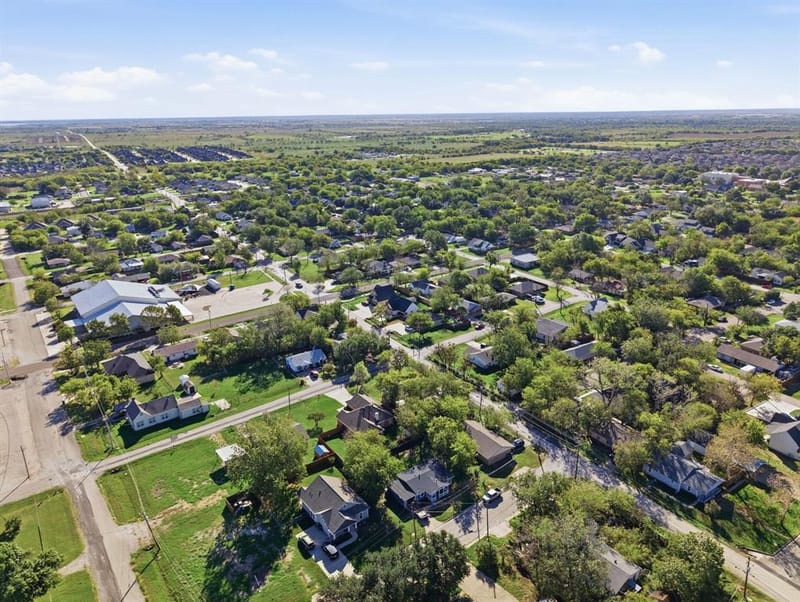 502 W Willow Street, Sanger TX 76266 - Photo 38