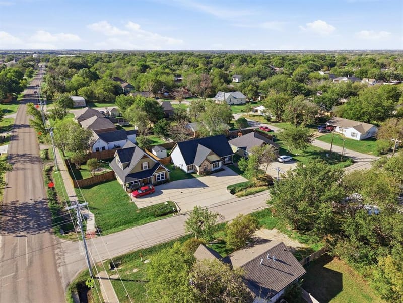 502 W Willow Street, Sanger TX 76266 - Photo 33