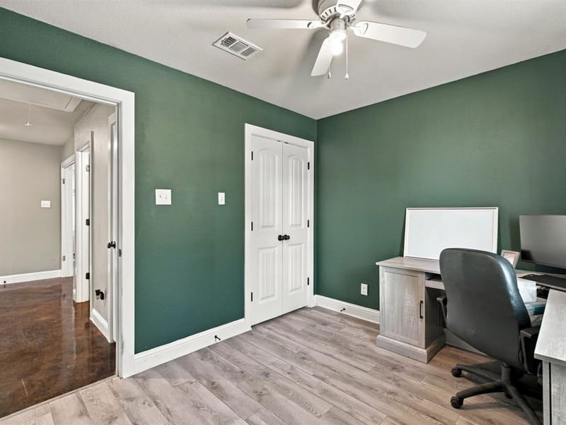 502 W Willow Street, Sanger TX 76266 - Photo 18