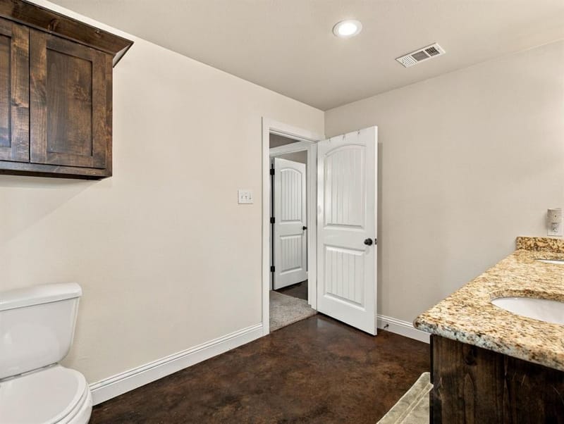 502 W Willow Street, Sanger TX 76266 - Photo 19