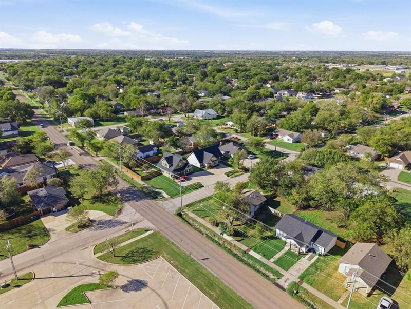 502 W Willow Street, Sanger TX 76266 - Photo 35