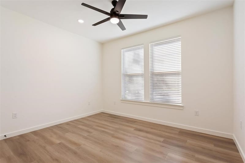 933 N 12th Street, Waco TX 76707 - Photo 22
