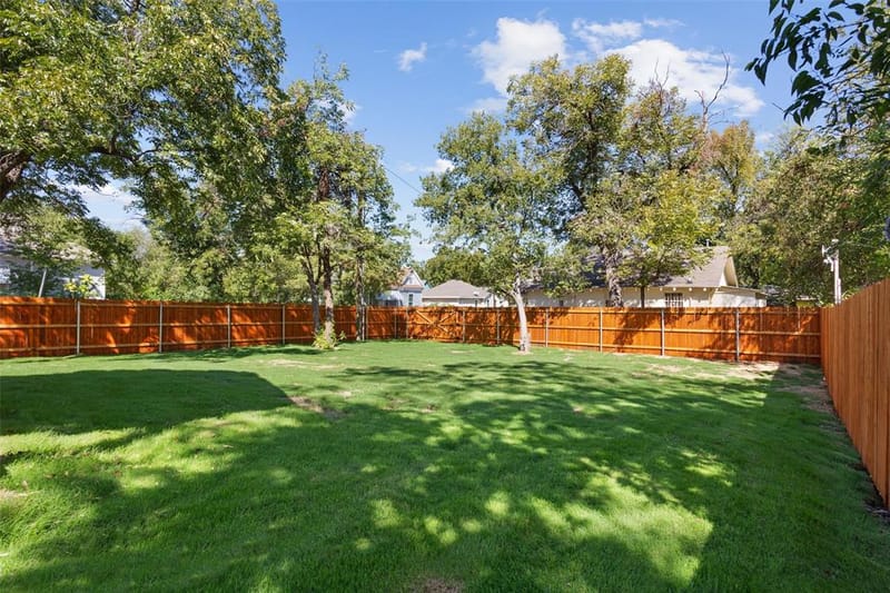 933 N 12th Street, Waco TX 76707 - Photo 28