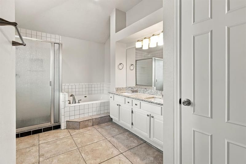 4205 Red Spruce Lane, Carrollton TX 75010 - Photo 28