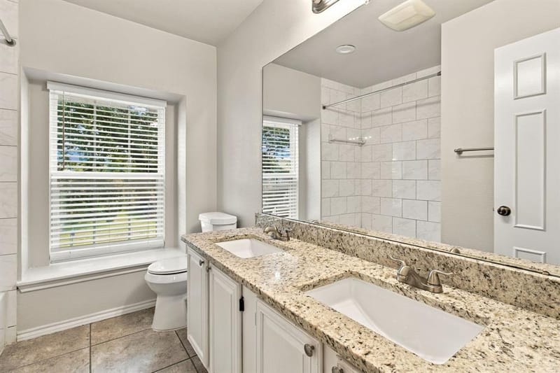 4205 Red Spruce Lane, Carrollton TX 75010 - Photo 18