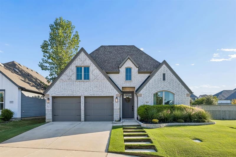 2621 Woodhill Way, Northlake TX 76247