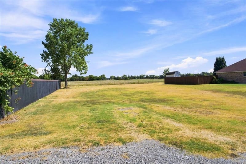 104 Butler Street, Savoy TX 75479 - Photo 27