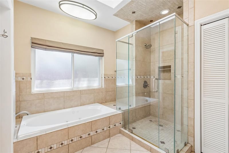 6512 Shorewood Drive, Arlington TX 76016 - Photo 14
