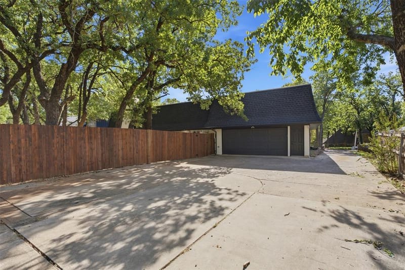 2221 Woodbrook Street, Denton TX 76205 - Photo 37