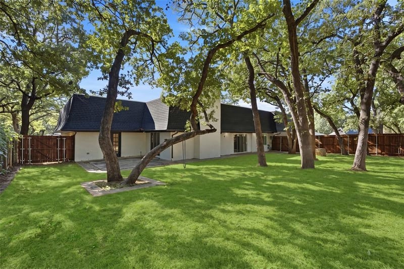 2221 Woodbrook Street, Denton TX 76205 - Photo 35