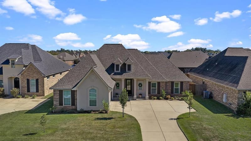 653 Alder Lane, Bossier City LA 71111