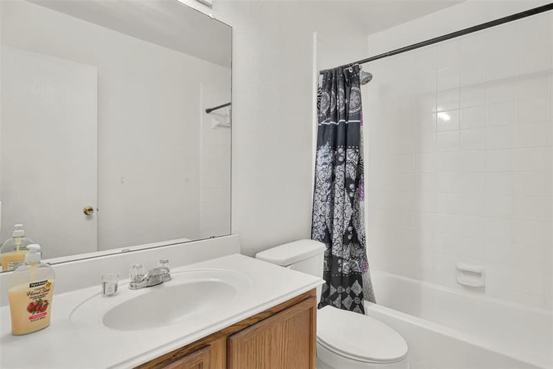 5722 Firethorn Drive, Dallas TX 75249 - Photo 22