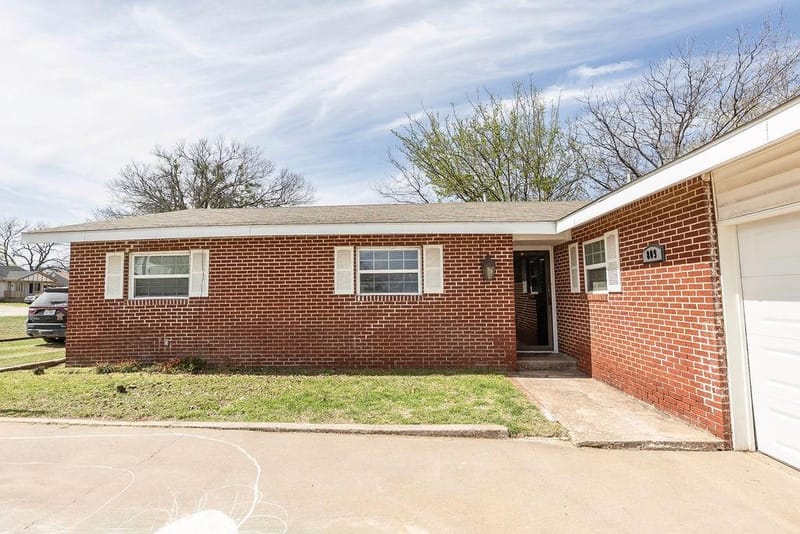809 E Highway 82, Nocona TX 76255 - Photo 6