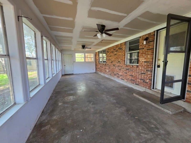 912 Penrod Drive, Granbury TX 76048 - Photo 12