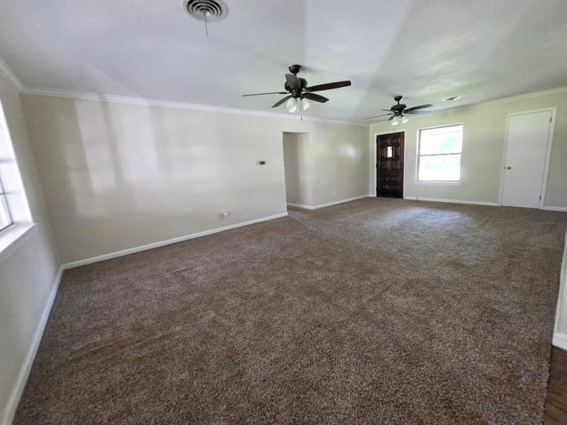 912 Penrod Drive, Granbury TX 76048 - Photo 3