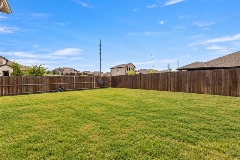 5301 Basham Lane, Denton TX 76207 - Photo 32